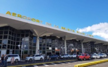 Un réveillon à l'aéroport ? Des passagers d'Air Mauritius toujours bloqués à Roland Garros