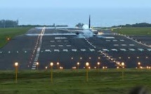 Alerte cylonique : Menace de fermeture de l'aéroport de Plaisance, plusieurs vols reprogrammés