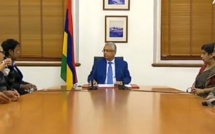 [Vidéo] Micro ouvert, Pravind Jugnauth demande à ses ministres un compte rendu de la conférence de presse de Collendevelloo 