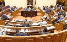 Assemblée nationale : à l'agenda, questions parlementaires, projets de loi et motion de blâme