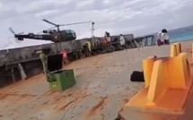 En vidéo, l'évacuation des membres de l'équipage du MV Wakashio