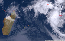 La forte tempête tropicale  'ALICIA' s'est intensifiée durant la nuit en un cyclone tropical