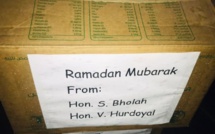 Ramadan : les ministres Bholah et Hurdoyal font de la récupération politique avec des dattes offertes par l'Arabie