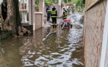 Vigilance pluies torrentielles : forte mobilisation des pompiers sur le terrain face à la montée des eaux