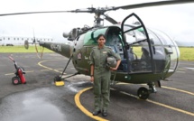 Vol inaugural de la première femme Cadet Officer, Ramjee Essoo