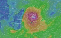 Emnati : alerte cyclonique de niveau IV maintenue à Maurice, le cyclone poursuit son trajet vers La Réunion