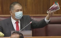 [Vidéo] Chouchou et aubergine au Parlement, Michaël Sik Yuen marque les esprits
