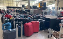Bagages bloqués à l'aéroport de Londres : le cauchemar d'un jeune couple de retour en lune de miel à l'île Maurice