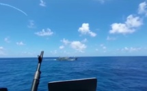 Les gardes-côtes mauriciens menacent de tirer sur des navires chinois
