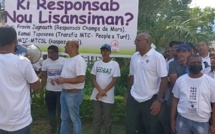 Manifestation des employés de la MTCSL à Port-Louis