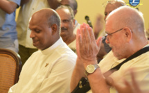 Vidéo- Retour sur la nomination du père Jean Michaël Durhône, nouvel évêque de Port Louis