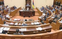 Le Parlement ferme ses portes : Le budget sera présenté le 2 juin